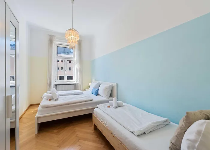 Westside Apartment *