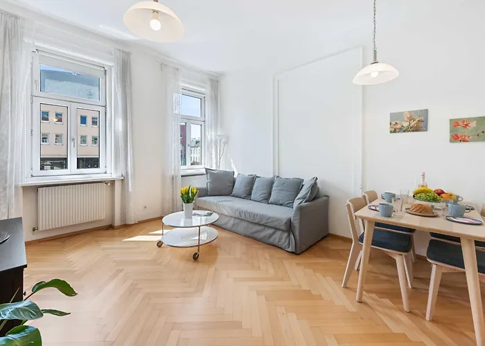 Westside Apartment *